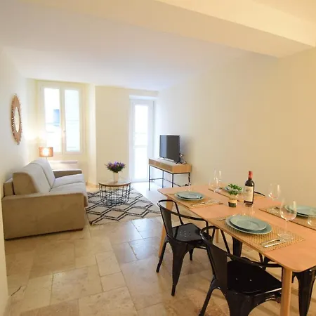 Renting - Pairoliere - Spacious Flat - Old - Massena - Terrace * Ницца